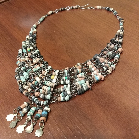 Vintage multiple layered beaded choker - Picture 5 of 6